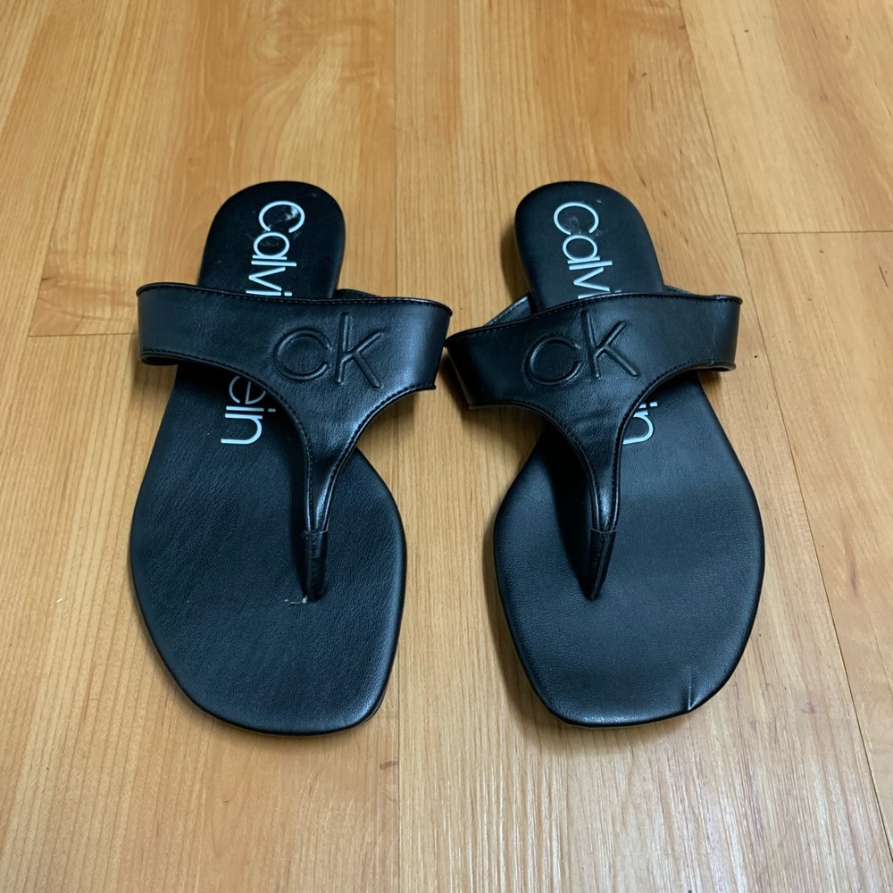 Dress flip flops